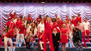 Cast of Glee. 
