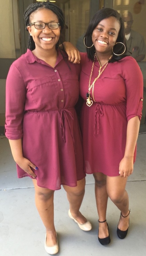 Photo of the Day: Its Twin Day