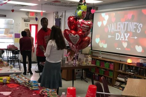 Debate Team Gives Back
