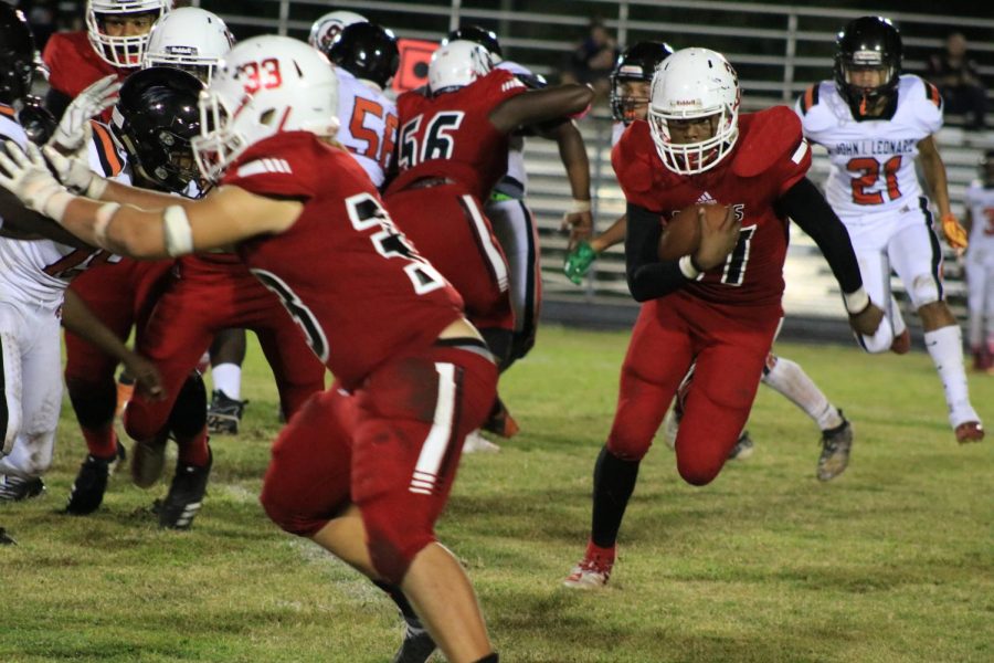 Taenard Boyd runs the ball. 