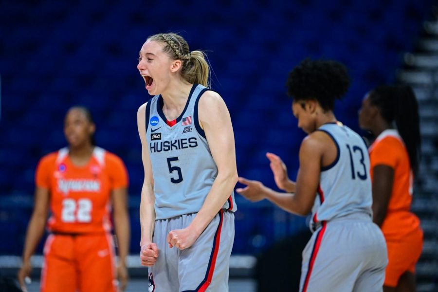Paige+Bueckers+is+cementing+herself+as+a+revolutionary+basketball+player+in+just+her+freshman+season+at+UConn.