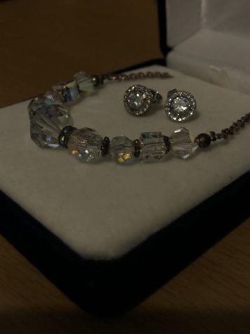 Jewelry that is similar to what is presented in the show